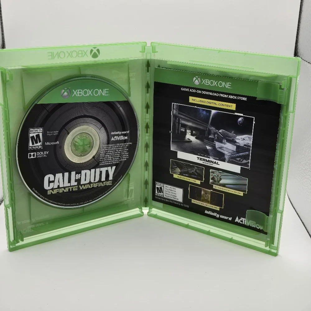 Xbox One Call of Duty Infinite Warfare Video Game With Case